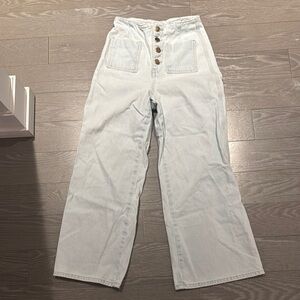 Zara High-Waisted Light Blue Jeans size 2